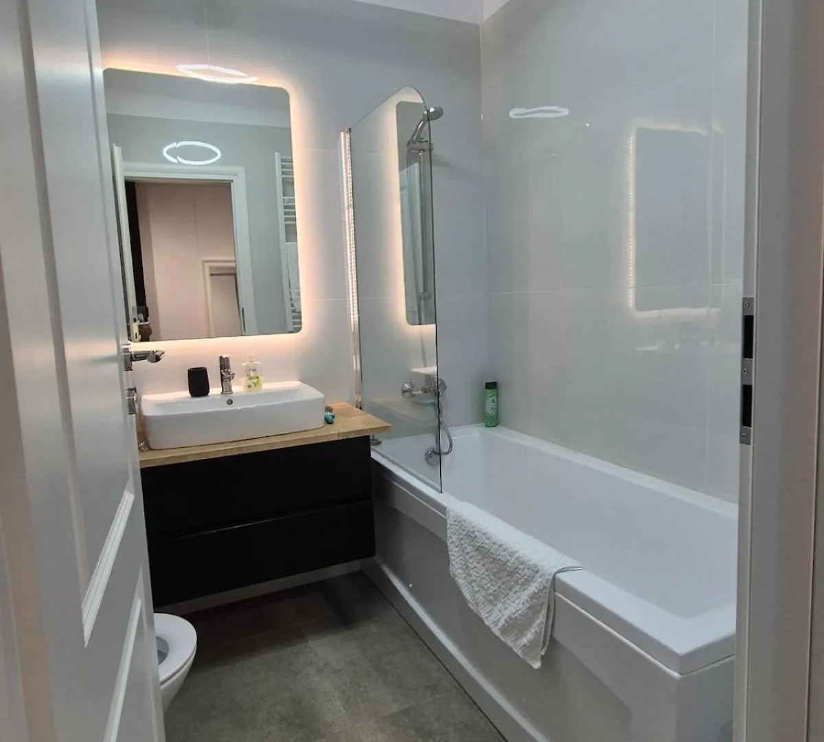 Bucharest Designer High-End Stay