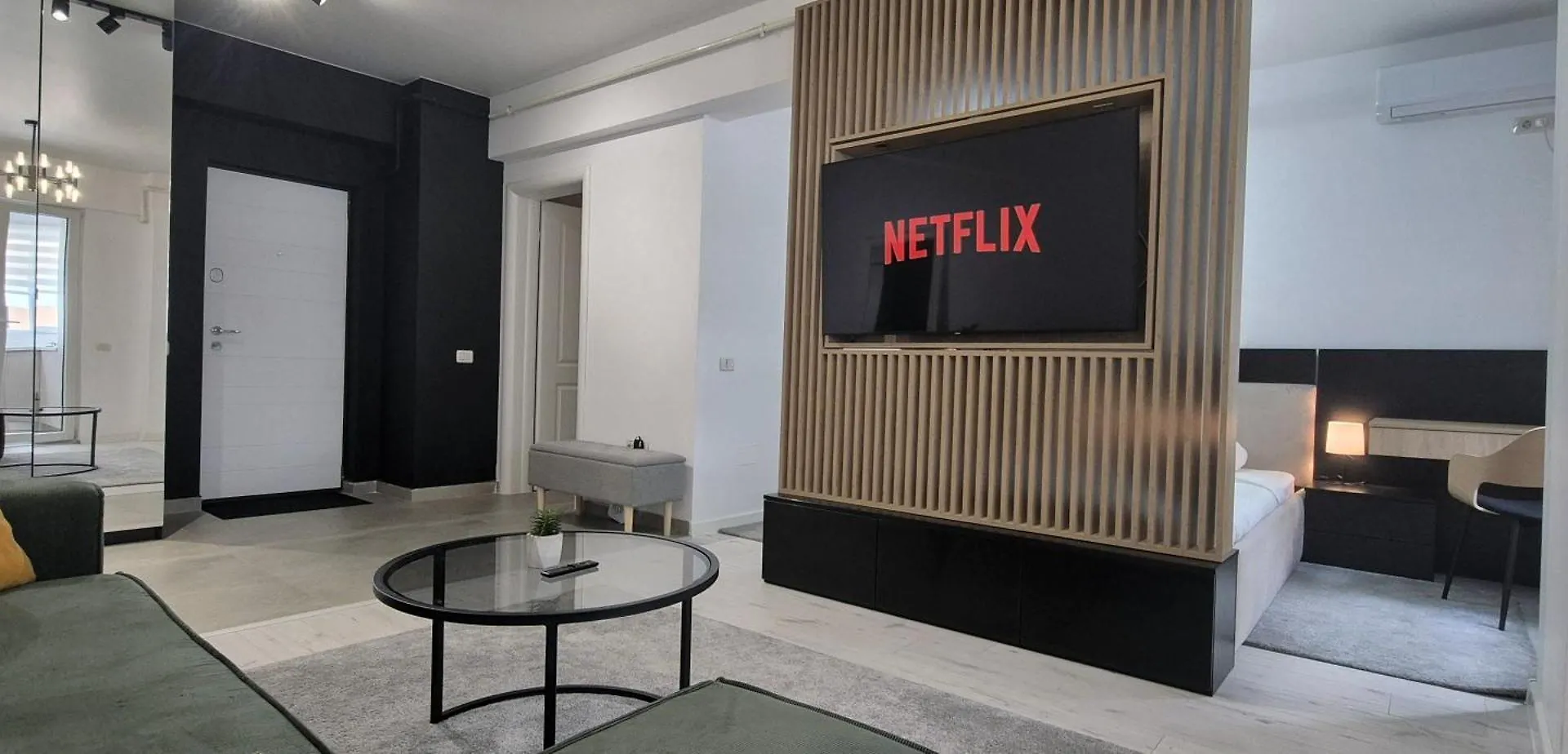 Bucharest Designer High-End Stay Apartment